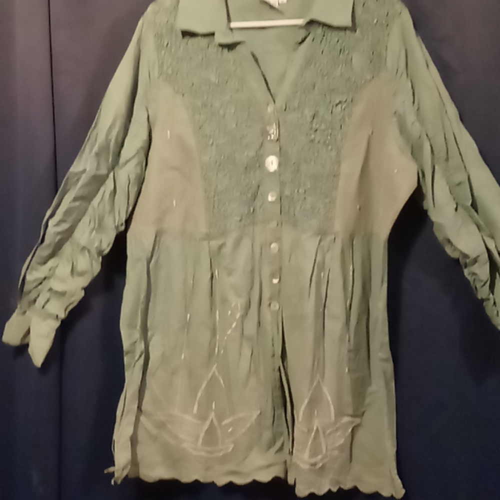 Parsley and sage top